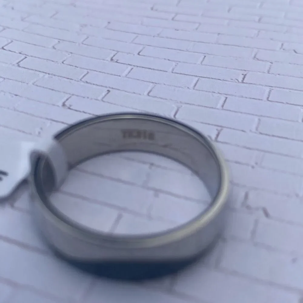 Men’s Stainless Steel Ring Size 11 Black & Silver Wave Design Band